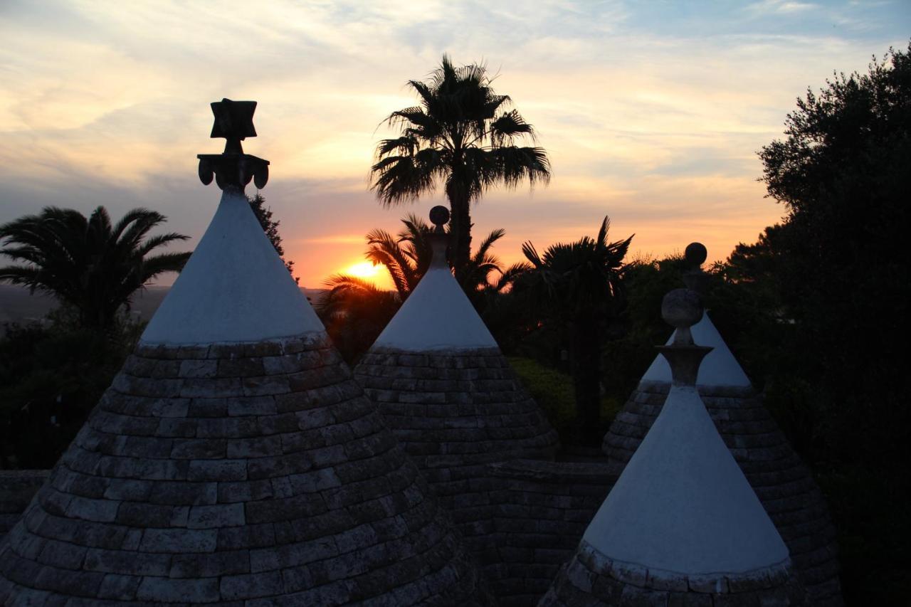 Trullo Al Monte Bed & Breakfast Ceglie Messapica Exterior photo